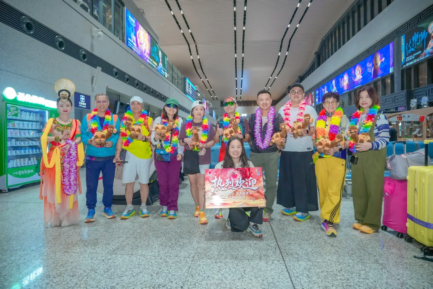 第三屆戈壁慈善行活動相片 - 接機與抵達 - 2026-06-22