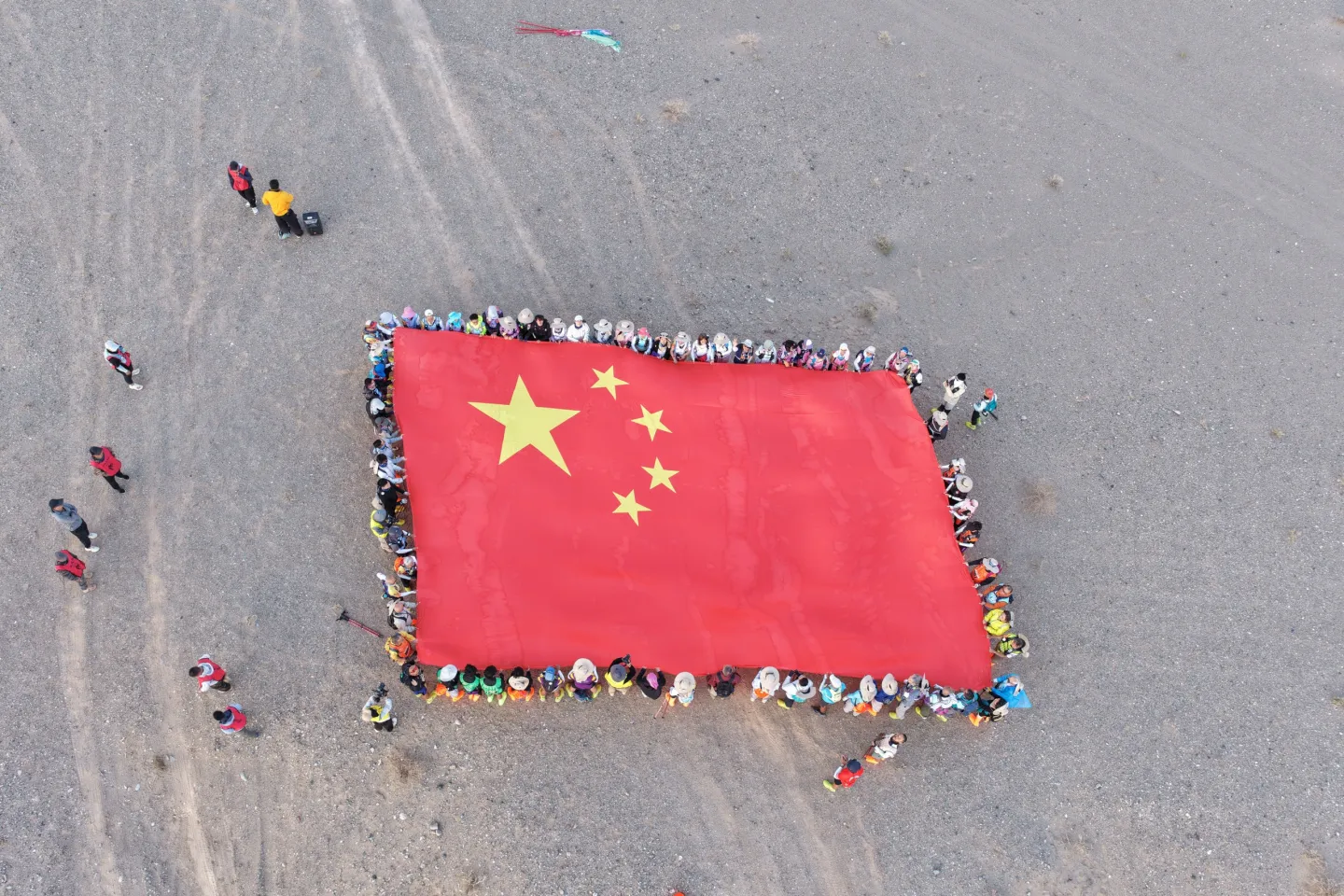 第三屆戈壁慈善行活動相片 - 航拍空鏡 - 2026-06-24